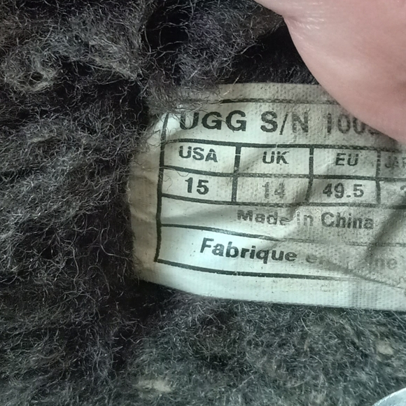 Ugg "Ascot" men's slippers size 15M - Picture 3 of 3